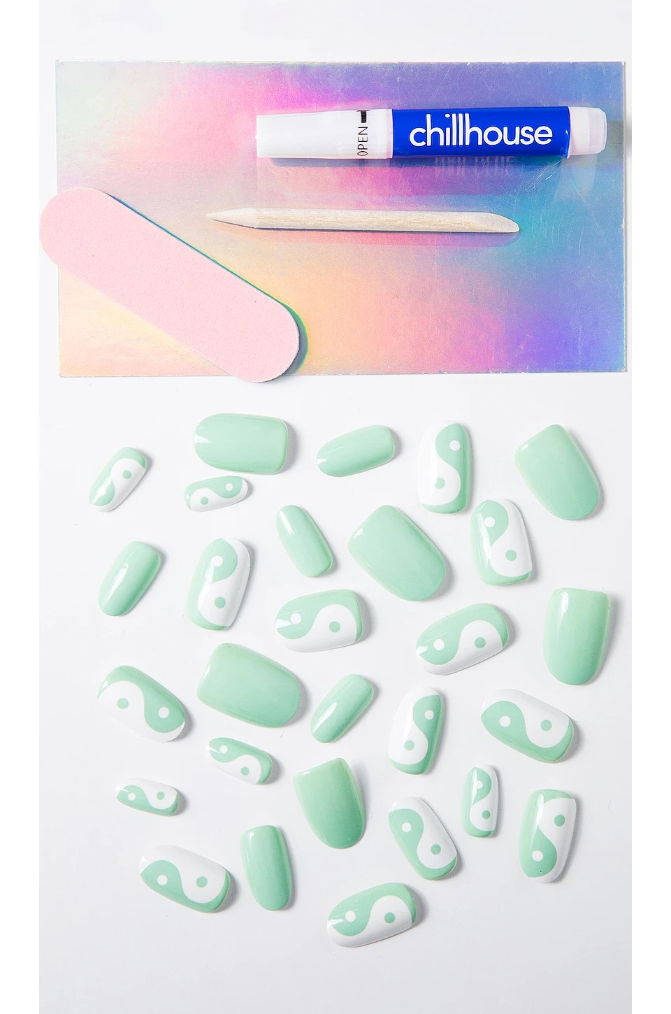 Everything Zen 2.0 Chill Tips Press-On Nails - Image 3