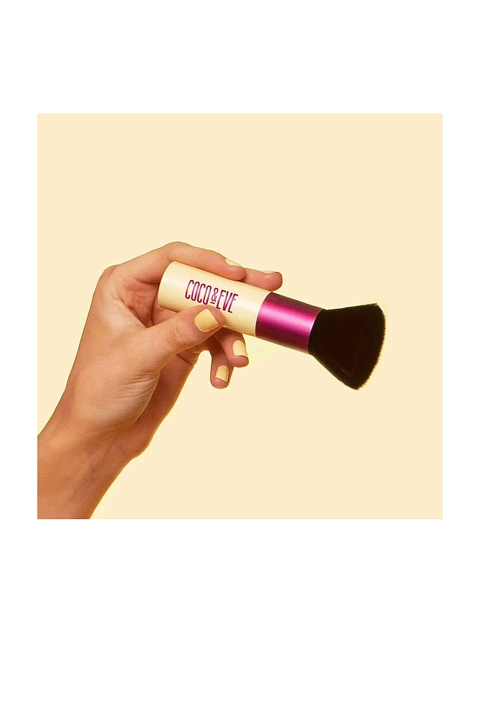 Sunny Honey Deluxe Vegan Kabuki Brush - Image 2